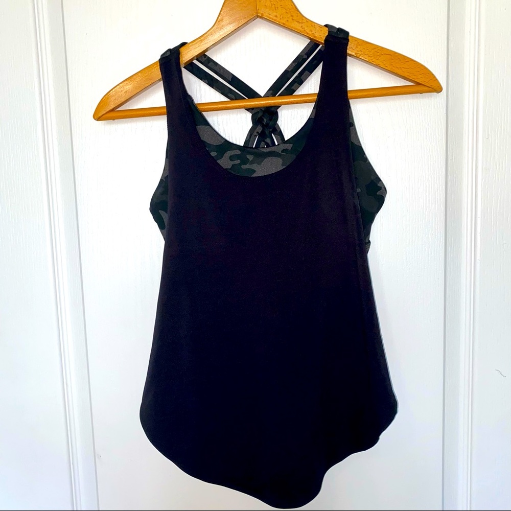 Fabletics Giselle Powertouch Light Built-In Bra Swing Tank